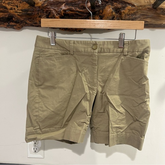 Lands' End Tan Bermuda Shorts Relaxed Fit - Picture 1 of 8